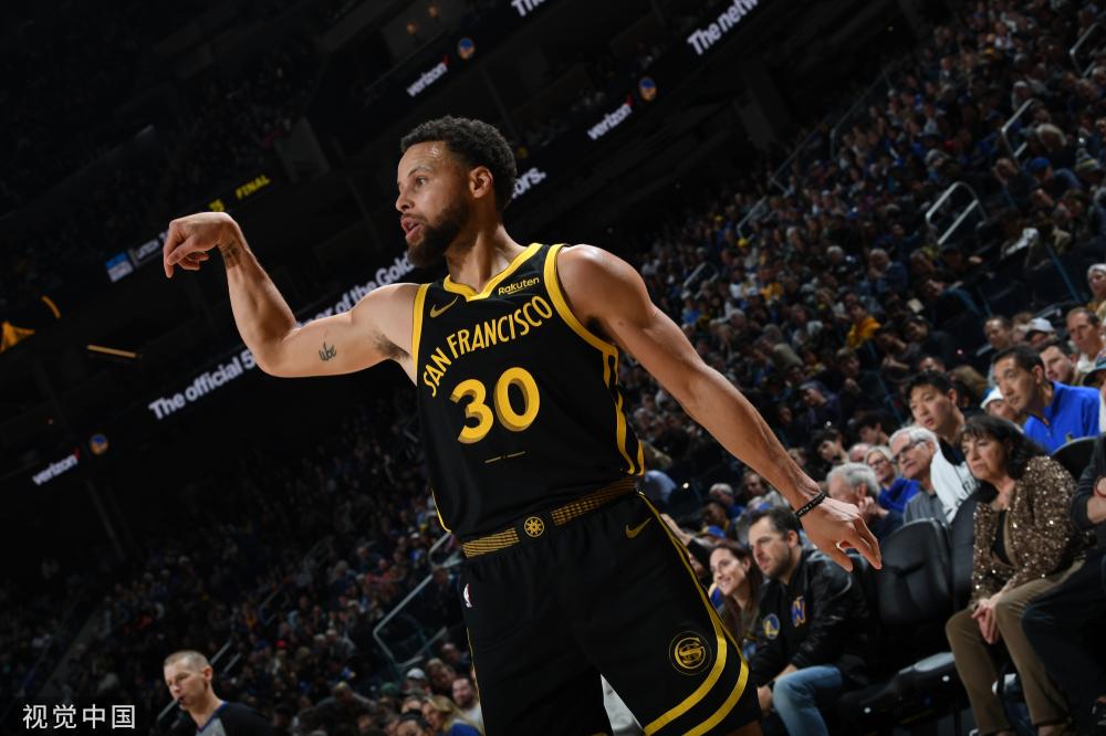 了球队的凝 了球队的凝